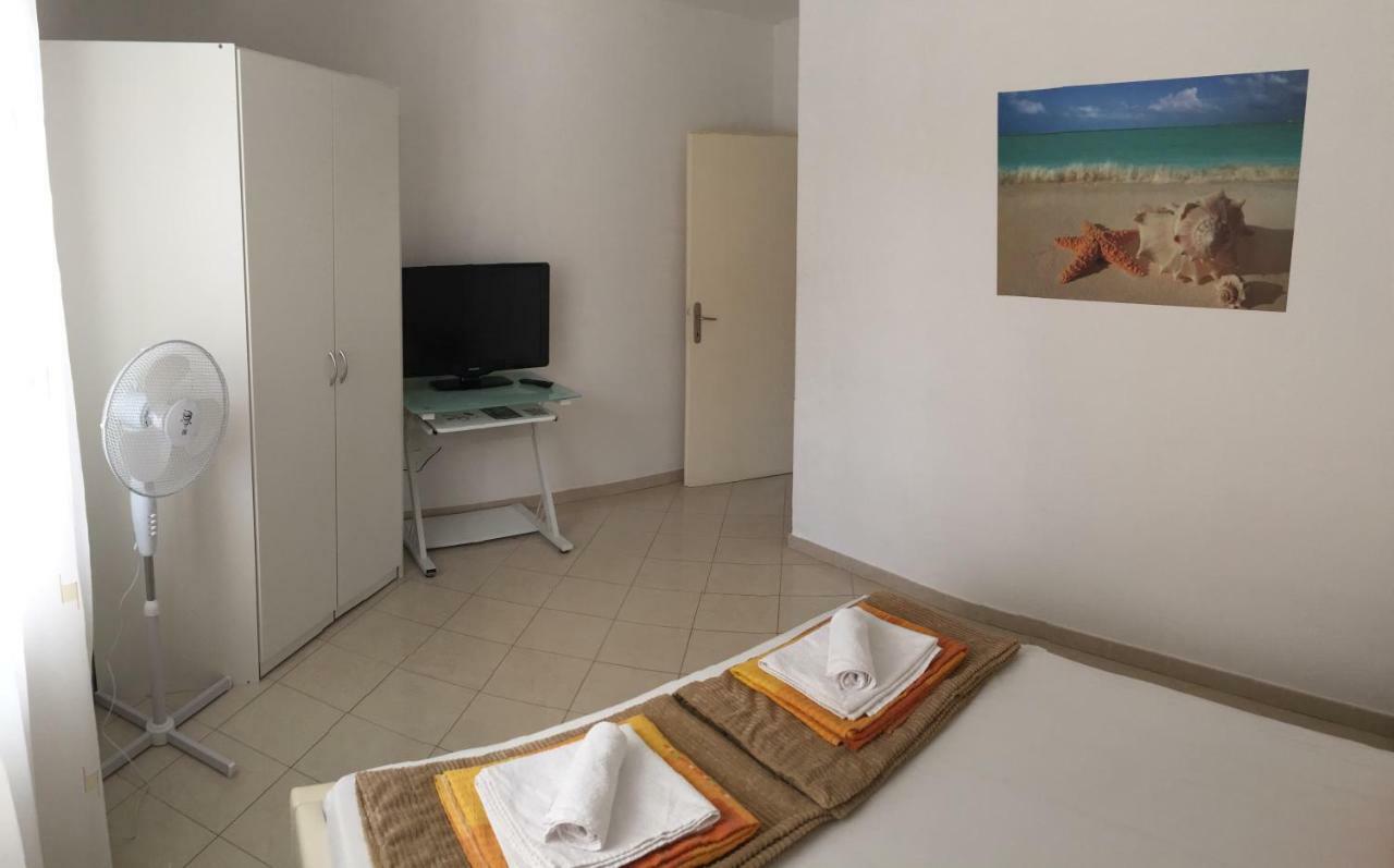 Apartmani Irena Jezevac Veglia Exterior foto